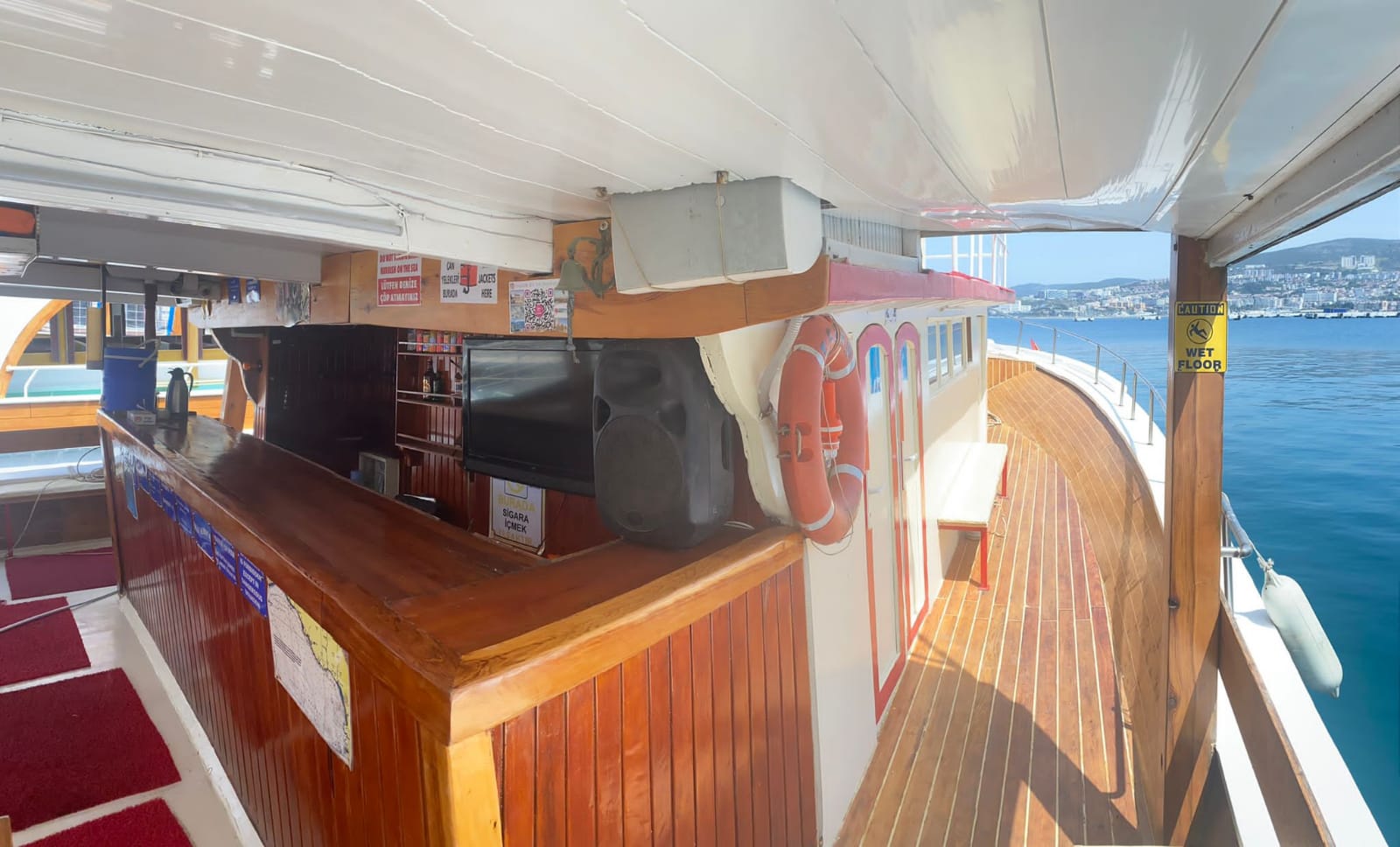 boat safari kusadasi 04